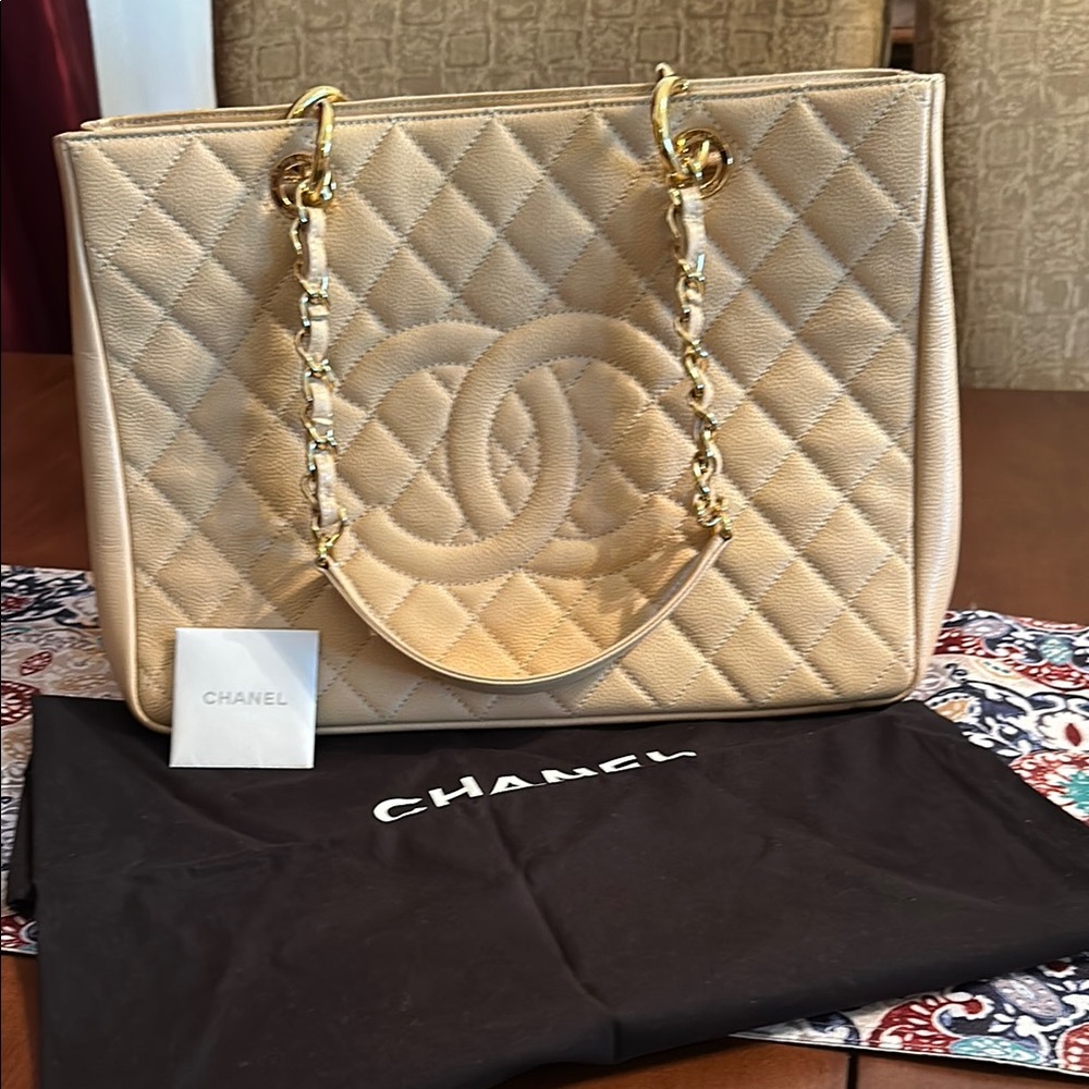 Chanel Cream and Gold Quilted Tote Bag